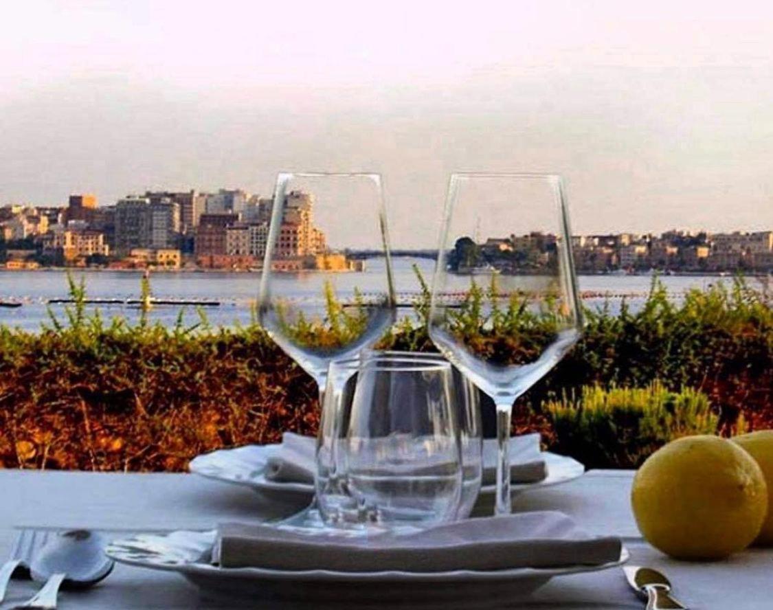 טאראנטו Hotel Saraceno Al Faro מראה חיצוני תמונה