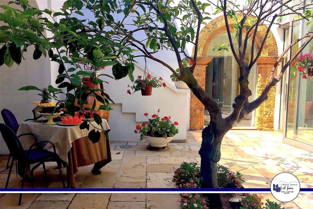 טאראנטו Hotel Saraceno Al Faro מראה חיצוני תמונה